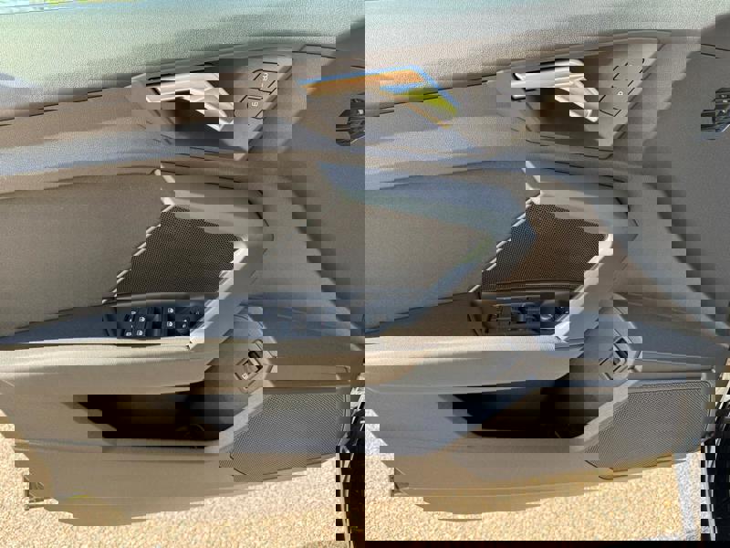 Image Audi ㍁匠潰瑲慢正⠠夸⥁〨⸳〲〲㸭) 1.4 204 40 TFSI e advanced S-tronic6 Leds GPS Carplay Caméra Sièges chauffants Régul Clim auto Gtie 